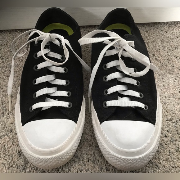 Converse Chuck Taylor II LunarionBlack and White Sneakers. Mens 8 - Picture 1 of 16